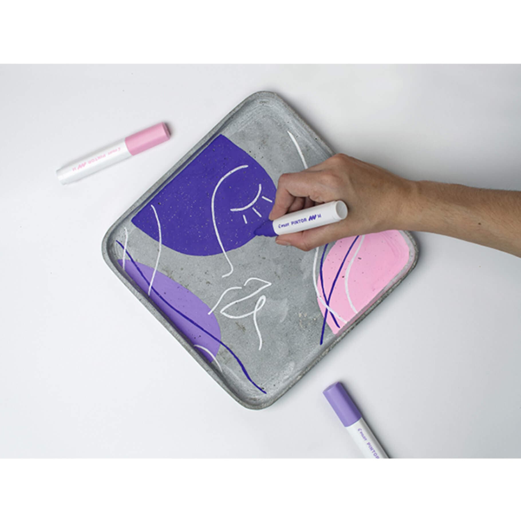 Všechny teplé odstíny sady Pilot PINTOR M 10 ks