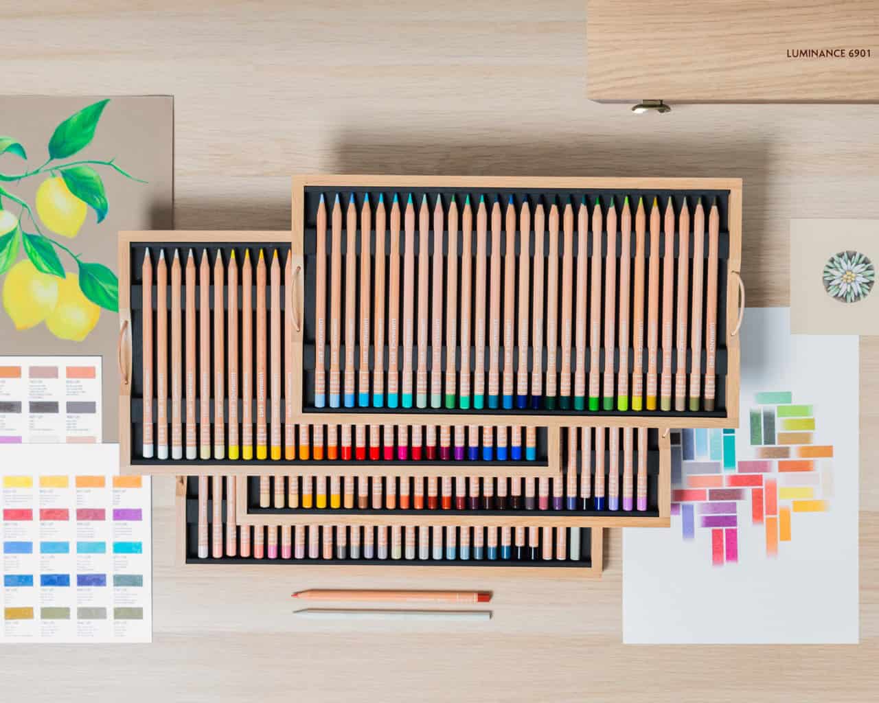 Prémiové pastelky Caran d’Ache Luminance 6901.900 – dřevěný kufřík 112 ks + Parker Jotter XL ZDARMA | Luminance + Parker | Dárek | Luxusní pastelky | vytvarny-shop.cz 6