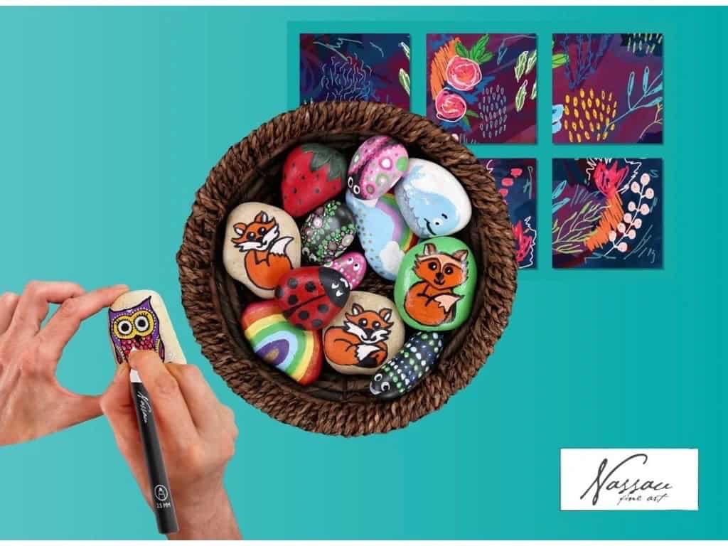 Sada 10 barev Nassau akrylových fixů zblízka