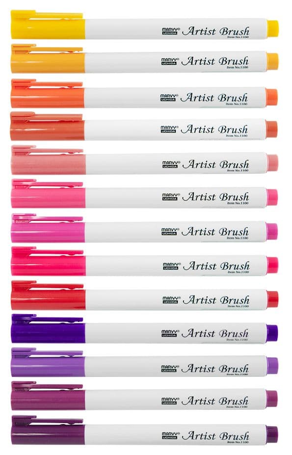 Marvy brush pen lettering na papíře oranžová barva