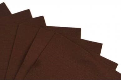 Tmavě hnědý filc A4 180g No name