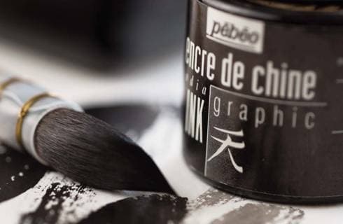 Detail lahvičky Pébéo grafický inkoust 45 ml