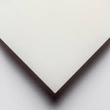 Detail povrchu bílého kartonu Fabriano 220g formát B2