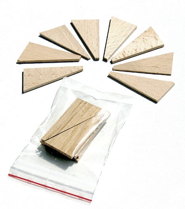 Kocierz klínky pro smrkové blind rámy sada 8 ks