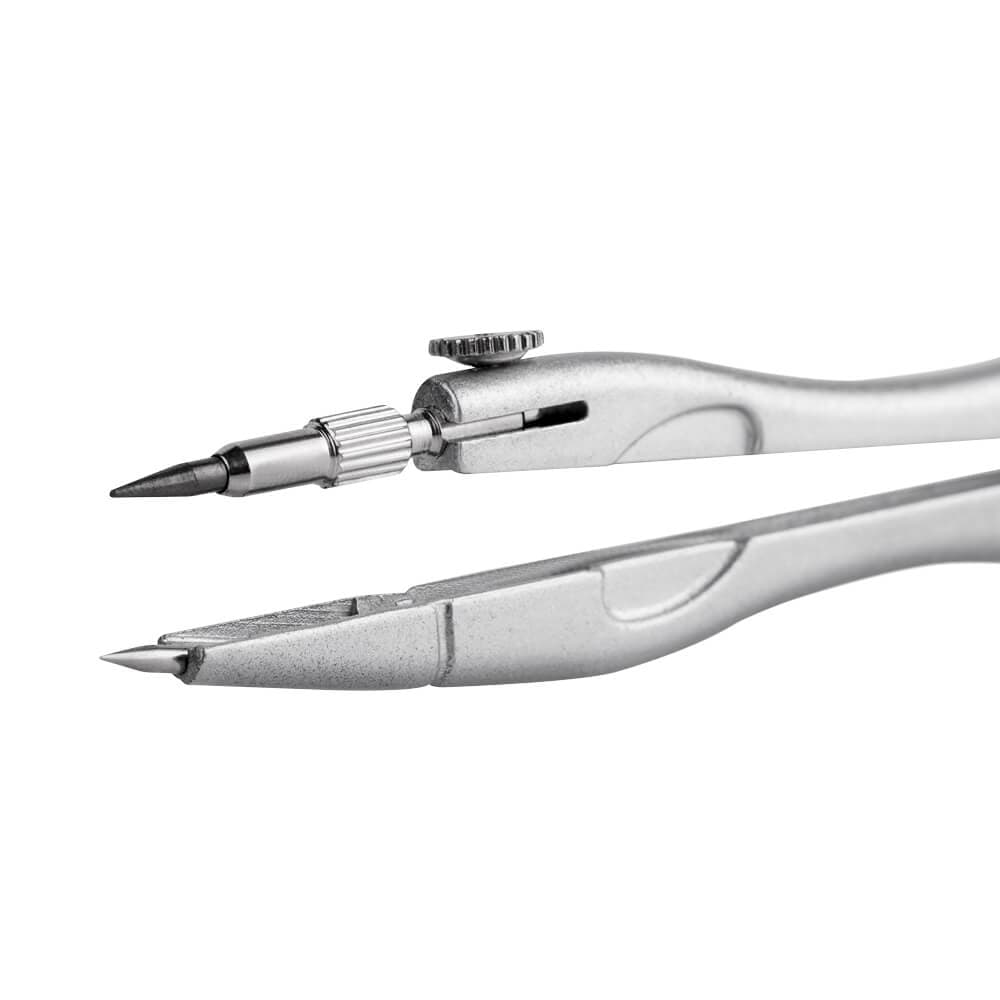 Kružítko Easy v použití při rýsování kružnic