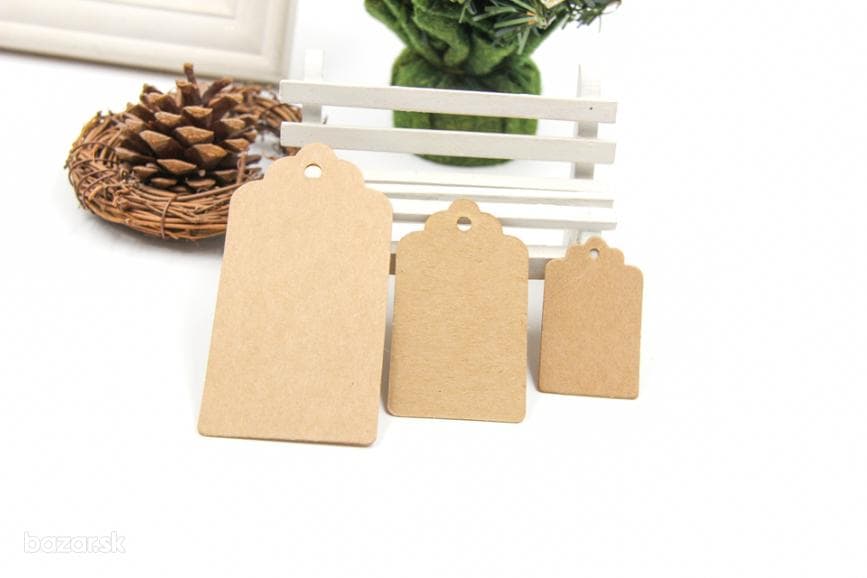 Detail visaček Heyda Kraft přírodní karton s provázkem