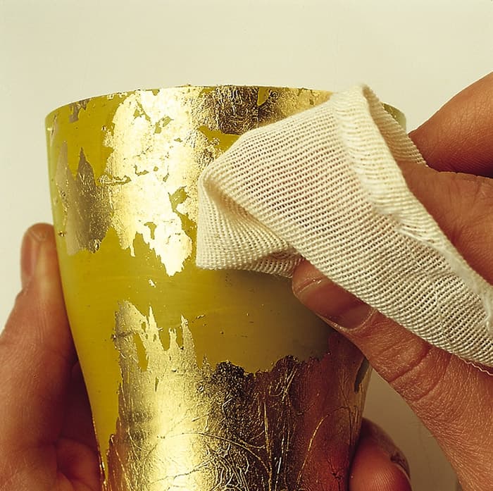 Zlaté listy Pébéo médium pro dekorativní malbu