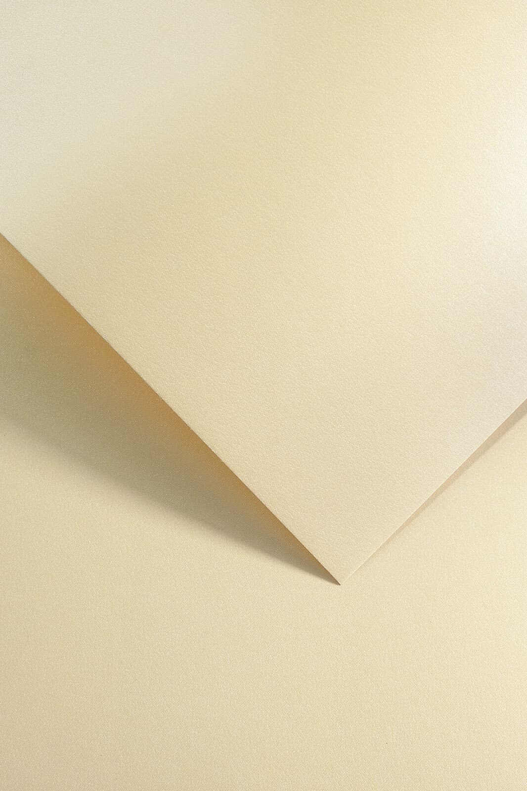 Galeria Papieru dekorační luxusní karton A4 krémový 220g