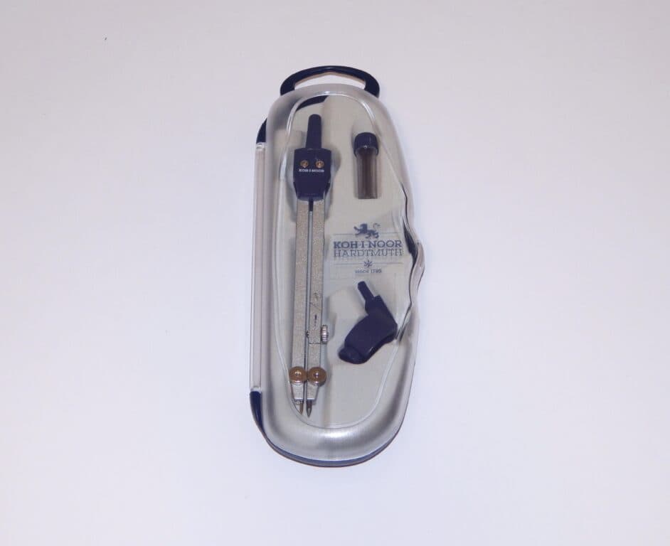 Kovové kružítko Koh-i-Noor 9992B05901TE s příslušenstvím