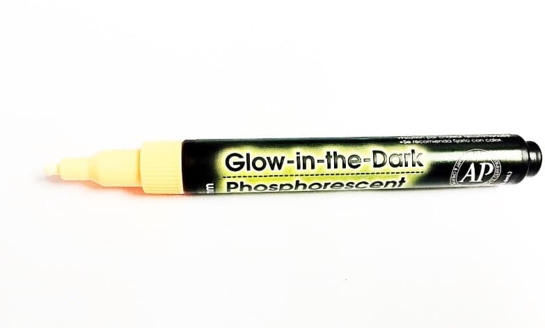 Marvy oranžový popisovač na textil svítící ve tmě