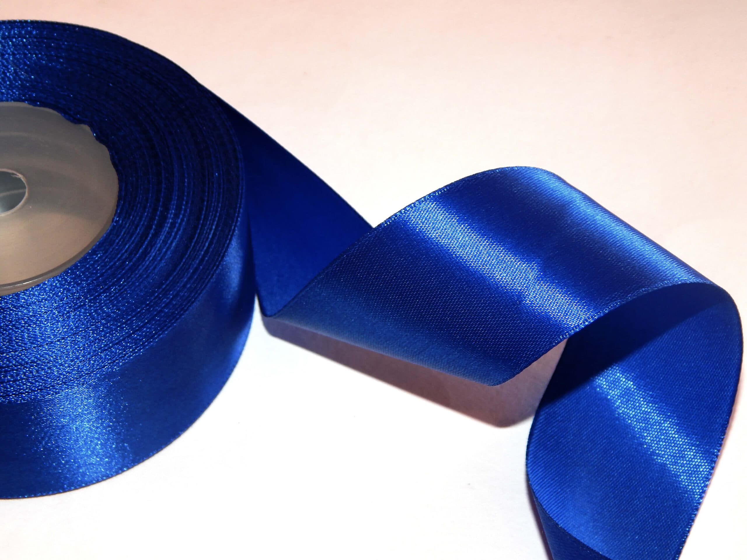AKSA saténová stuha modrá ultramarín 12mm dekorační role