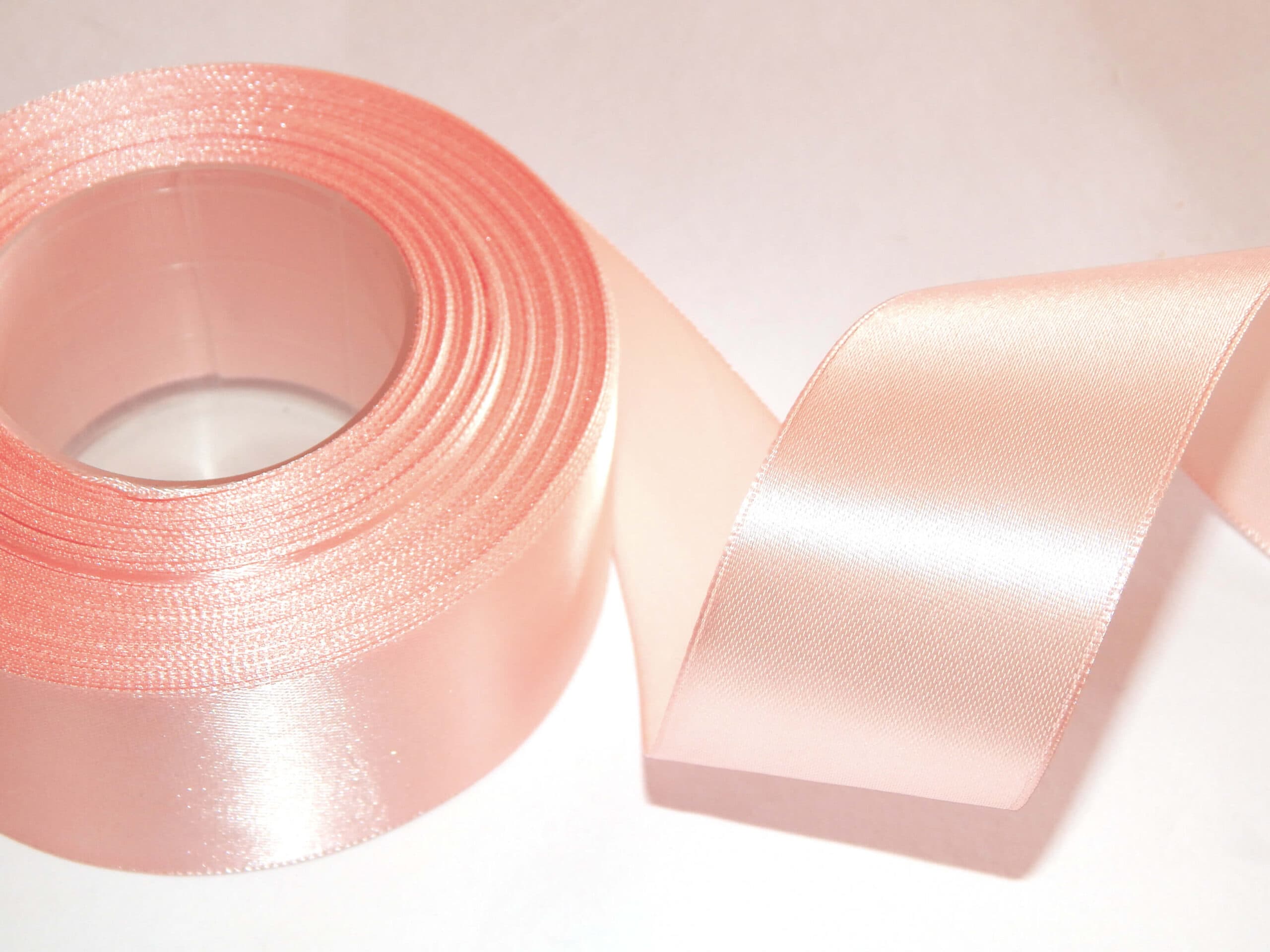 AKSA saténová stuha růžová lososová 12mm dekorační role